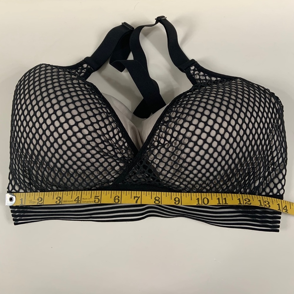 Victoria Secret Sports Bra